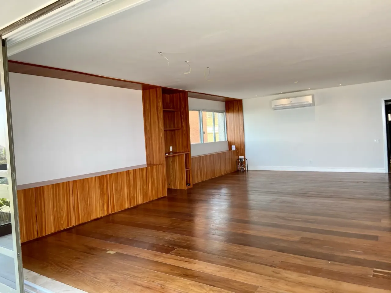 Apartamento con 3 habitaciones y balcón cerrado de vidrio — photo 16