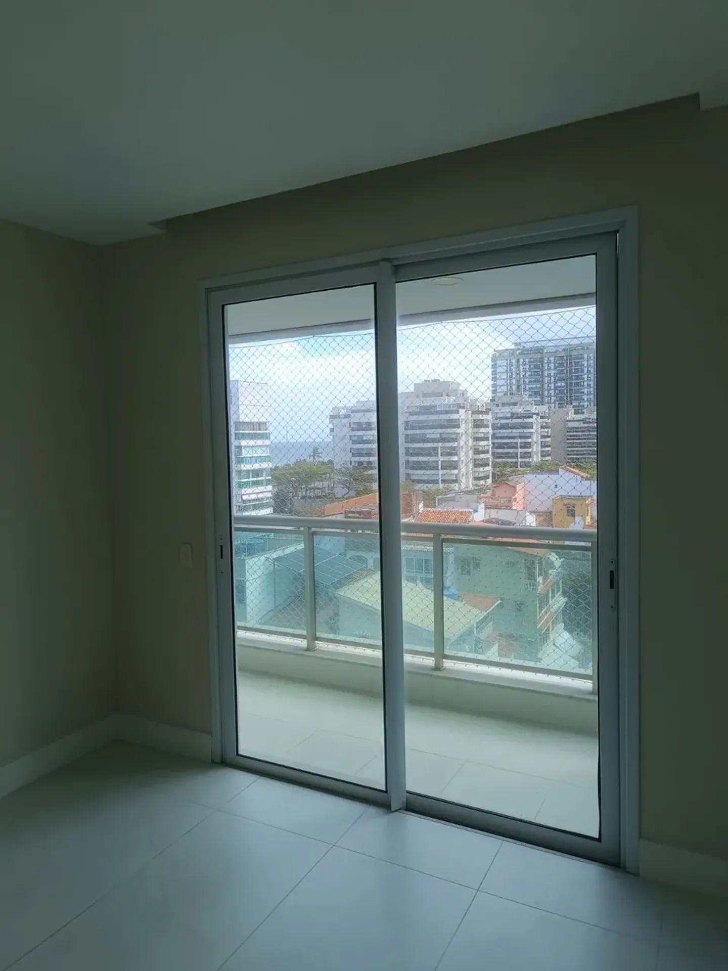 Water view in a 4-bedroom apartment, 282 m² — photo 6