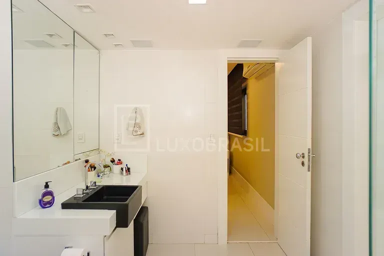 Apartamento amueblado de 360 m² con 4 suites y 6 baños — photo 58