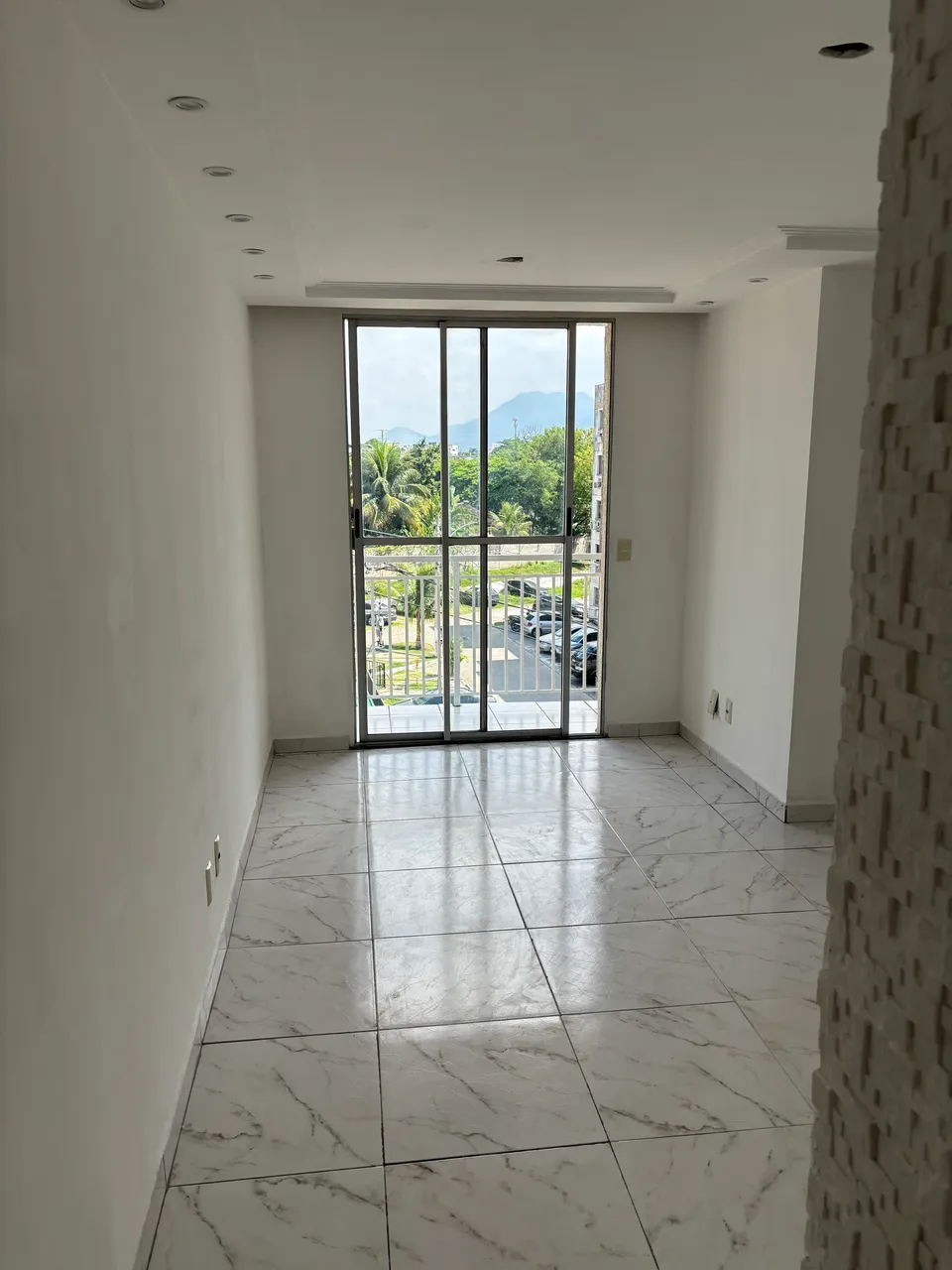 Квартира з 3 спальнями, 1 ванною та 1 паркомісцем — photo 8