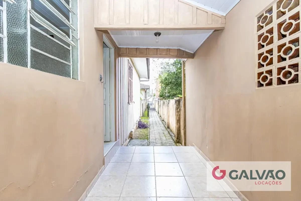 House with a separate kitchen and 5 bedrooms, 224 m² — photo 45