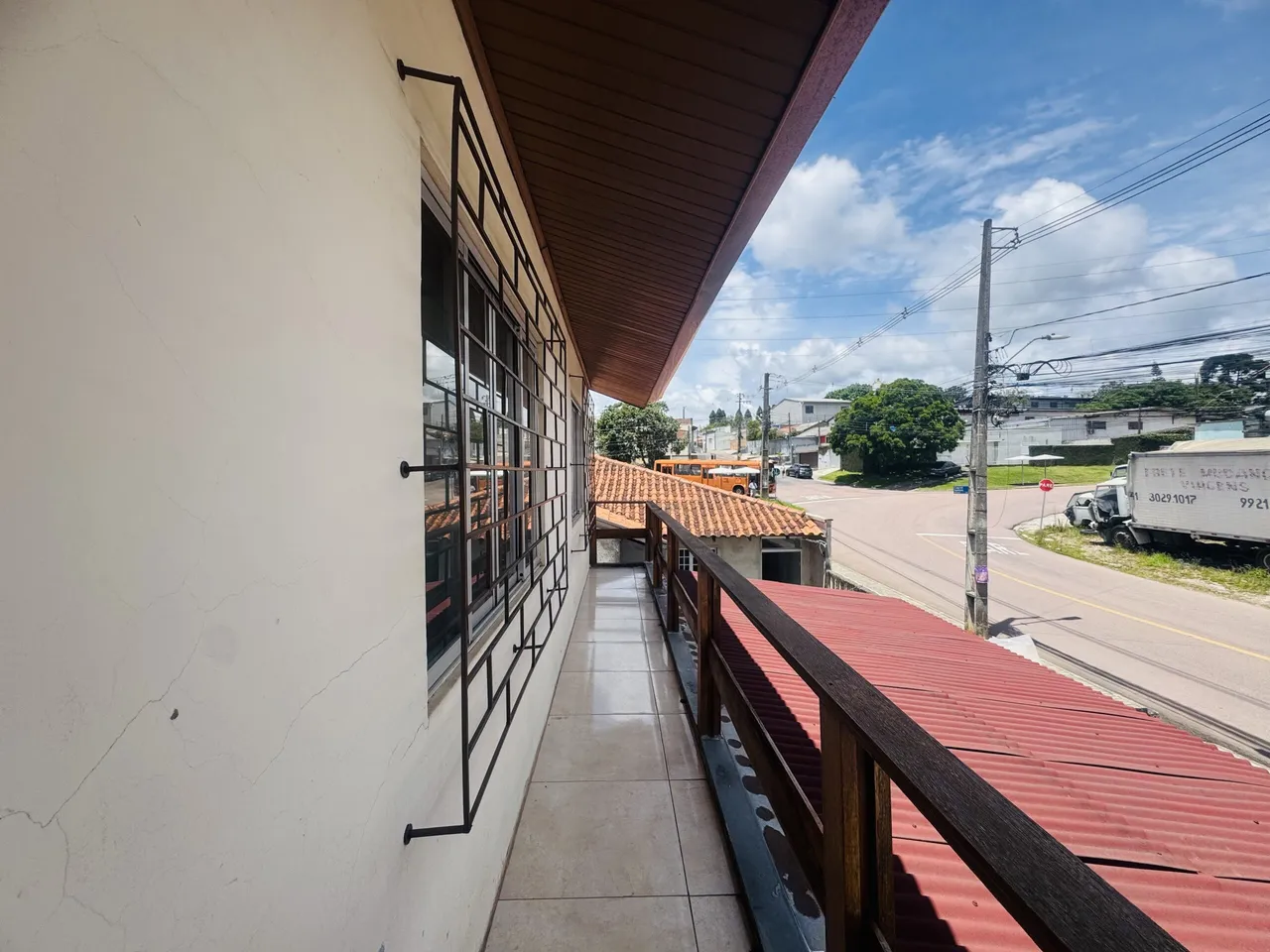 Rental house with 2 bedrooms and a balcony — photo 10