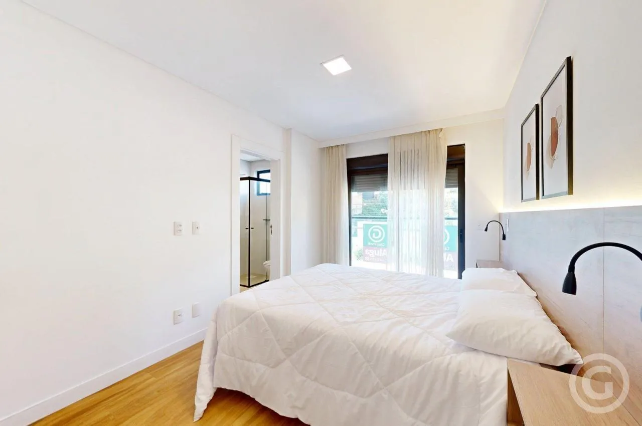 68 m² apartment with 2 bedrooms and 2 bathrooms — photo 5