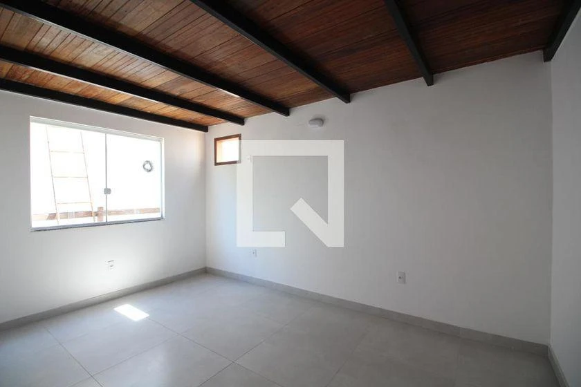 Rental house with 4 bedrooms and 340 m² — photo 13