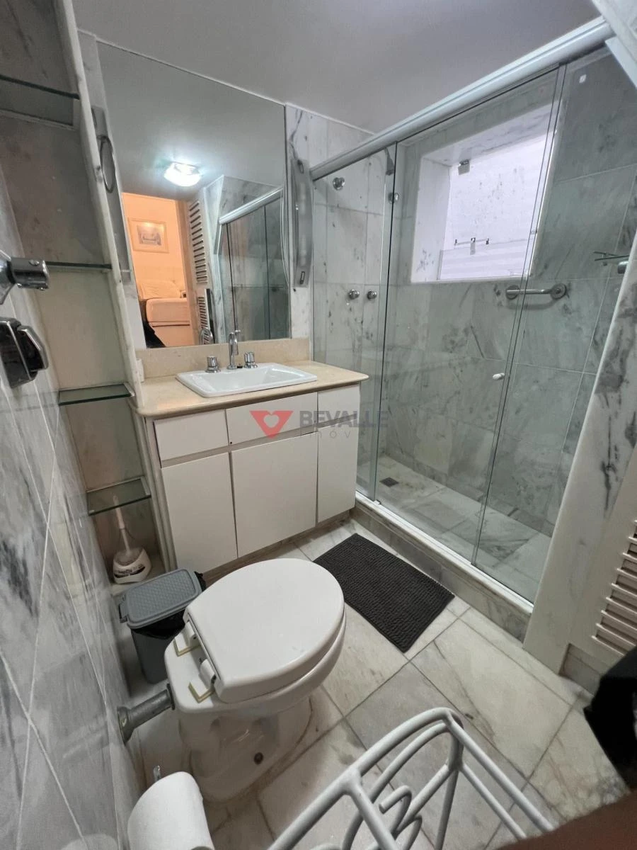 220 m² house with a washing machine and a home office — photo 10