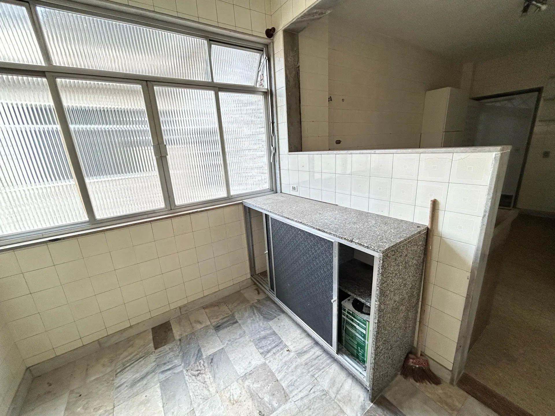 2-bedroom apartment, 1 with its own bathroom, 77 m² — photo 28