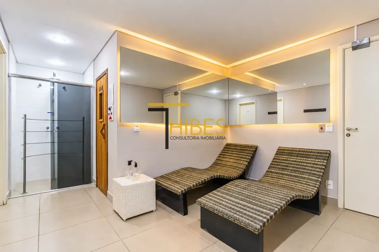 Furnished 1-bedroom apartment with parking and balcony — photo 22