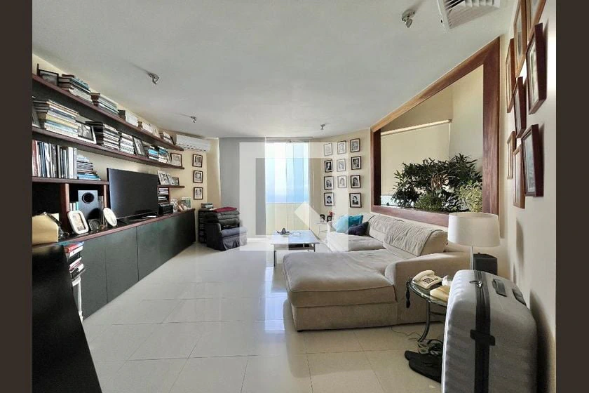 Apartment, 450 m², with a glass-enclosed balcony — photo 20