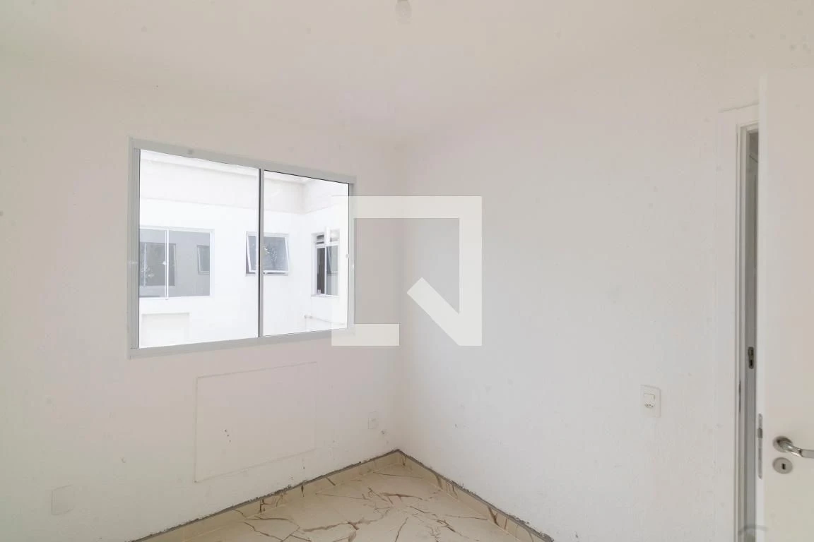 Apartamento com 2 quartos e área de serviço com tanque — photo 32