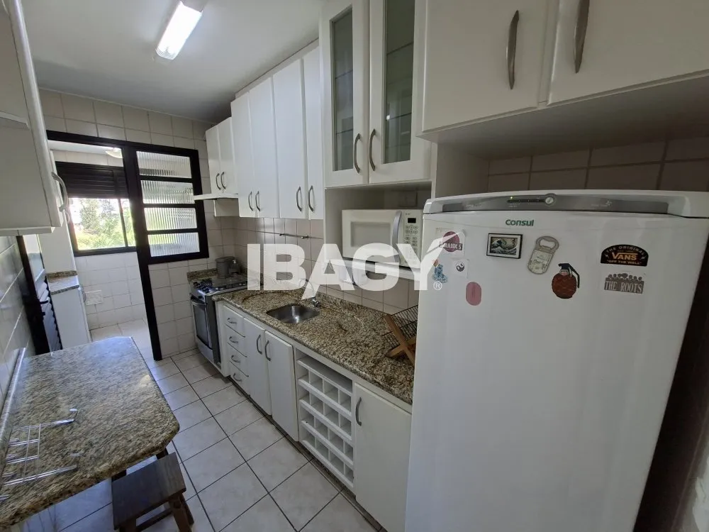 Furnished apartment with 2 bedrooms and 71 m² — photo 2