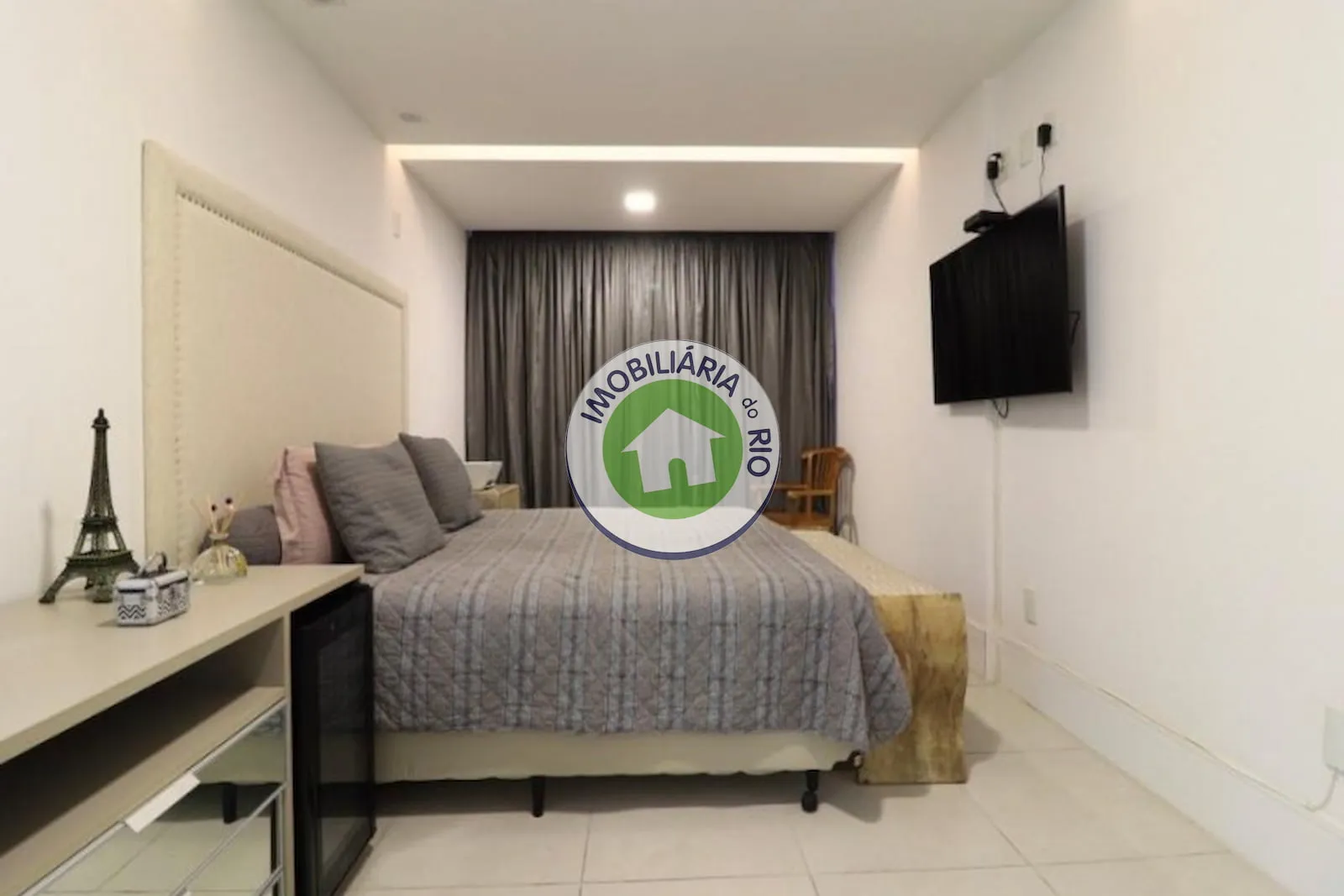 Apartamento mobiliado com 4 quartos e 350 m² — photo 37