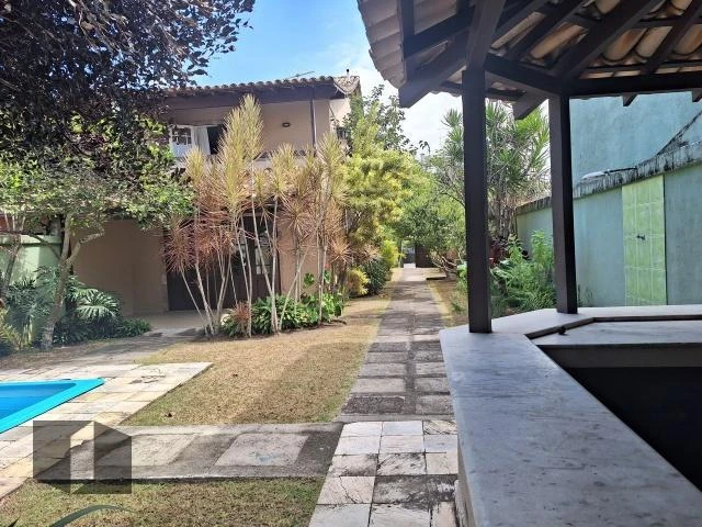 Condominium house with 4 bedrooms and 3 bathrooms — photo 5