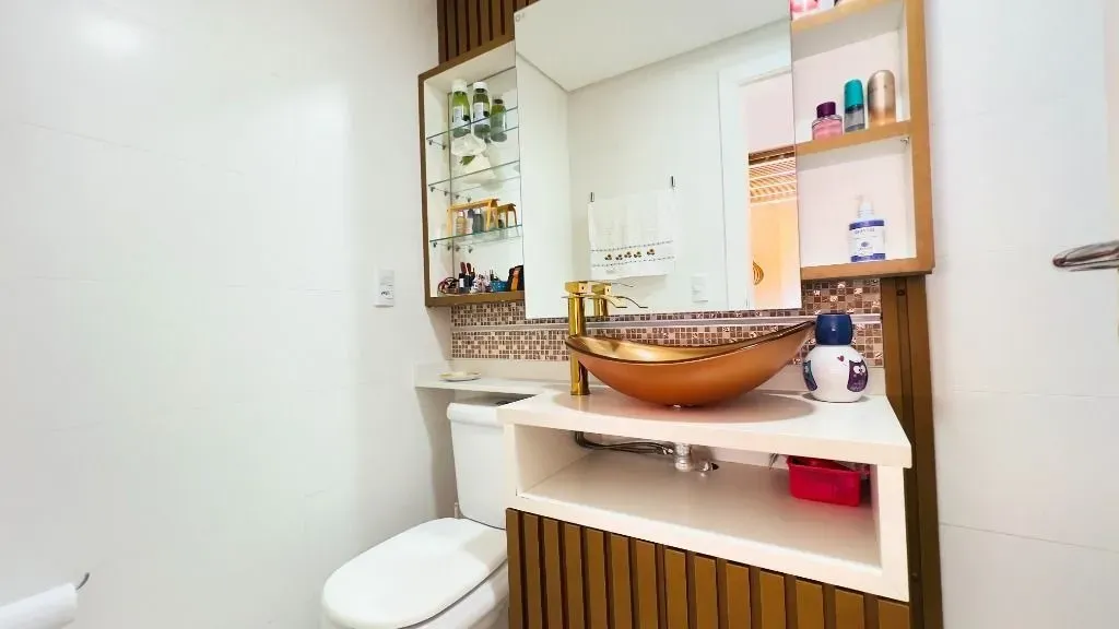 Apartamento no 4º andar com varanda envidraçada — photo 26