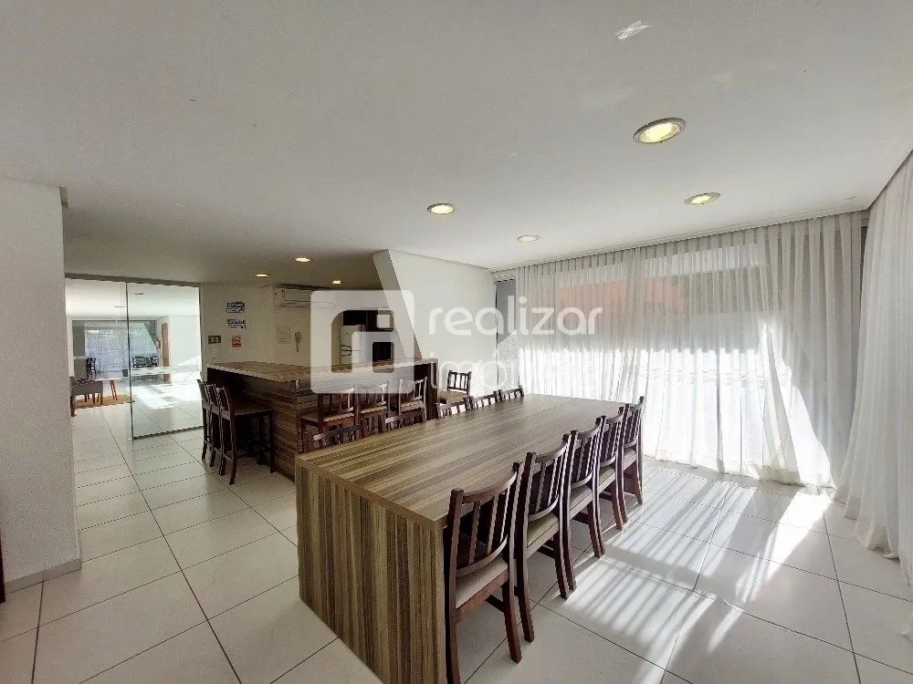 Квартира с 3 спальнями, suite и застеклённым балконом — photo 20