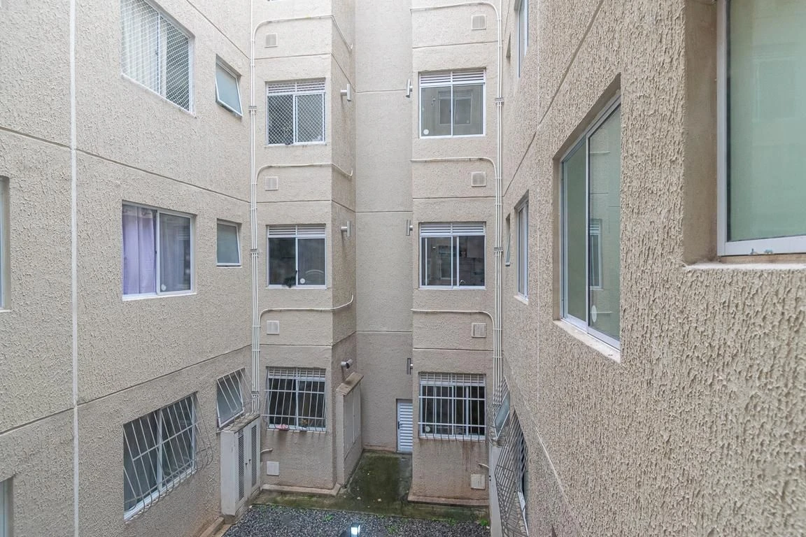 2-bedroom apartment in a building with a gym — photo 10