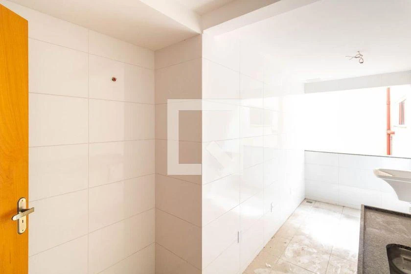 80 m² apartment with 2 bedrooms and a balcony — photo 5