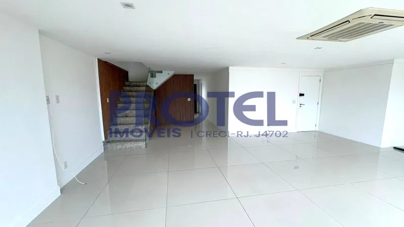 Unfurnished penthouse with 4 bedrooms and 5 bathrooms — photo 3