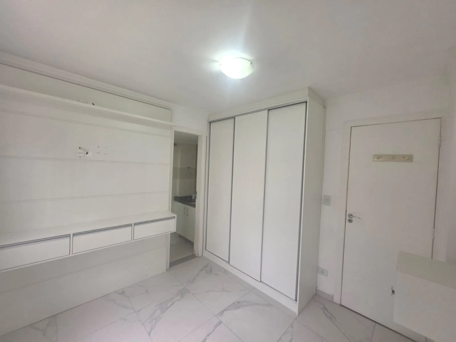 2-bedroom apartment, both with their own bathrooms, 47 m² — photo 29