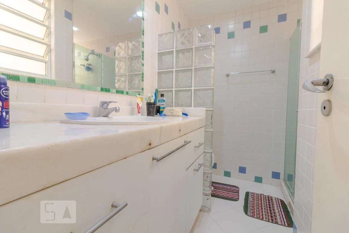3-bedroom apartment with a water view — photo 31