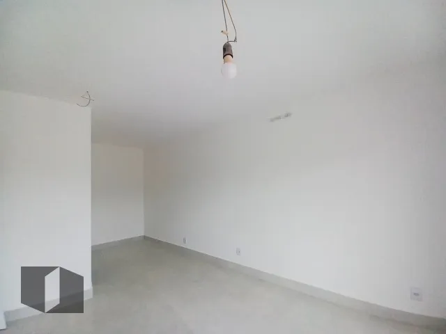 House with 4 bedrooms and 5 bathrooms, 2 parking spaces — photo 11