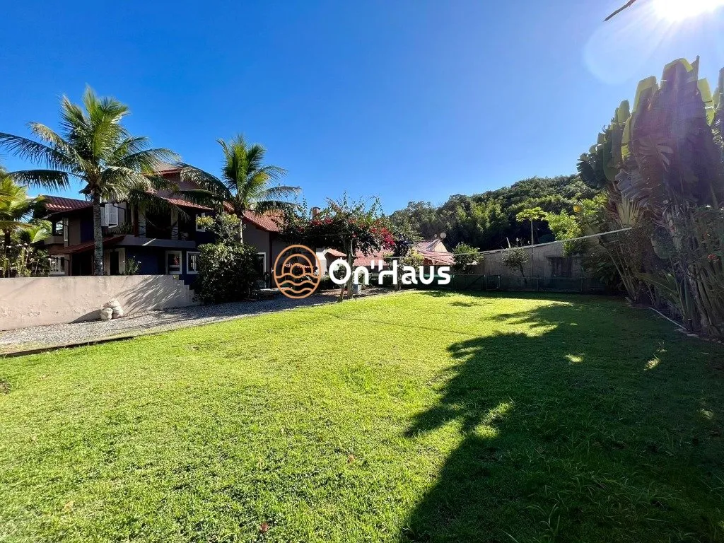 Furnished house with 4 bedrooms and 840 m² — photo 12