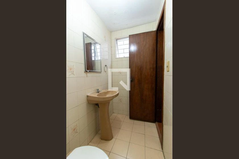 Casa amueblada con 4 dormitorios y 4 baños, 180 m² — photo 37