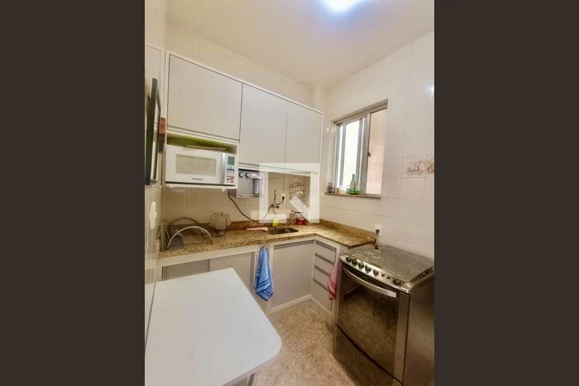 Rental apartment with 2 bedrooms and a balcony — photo 32