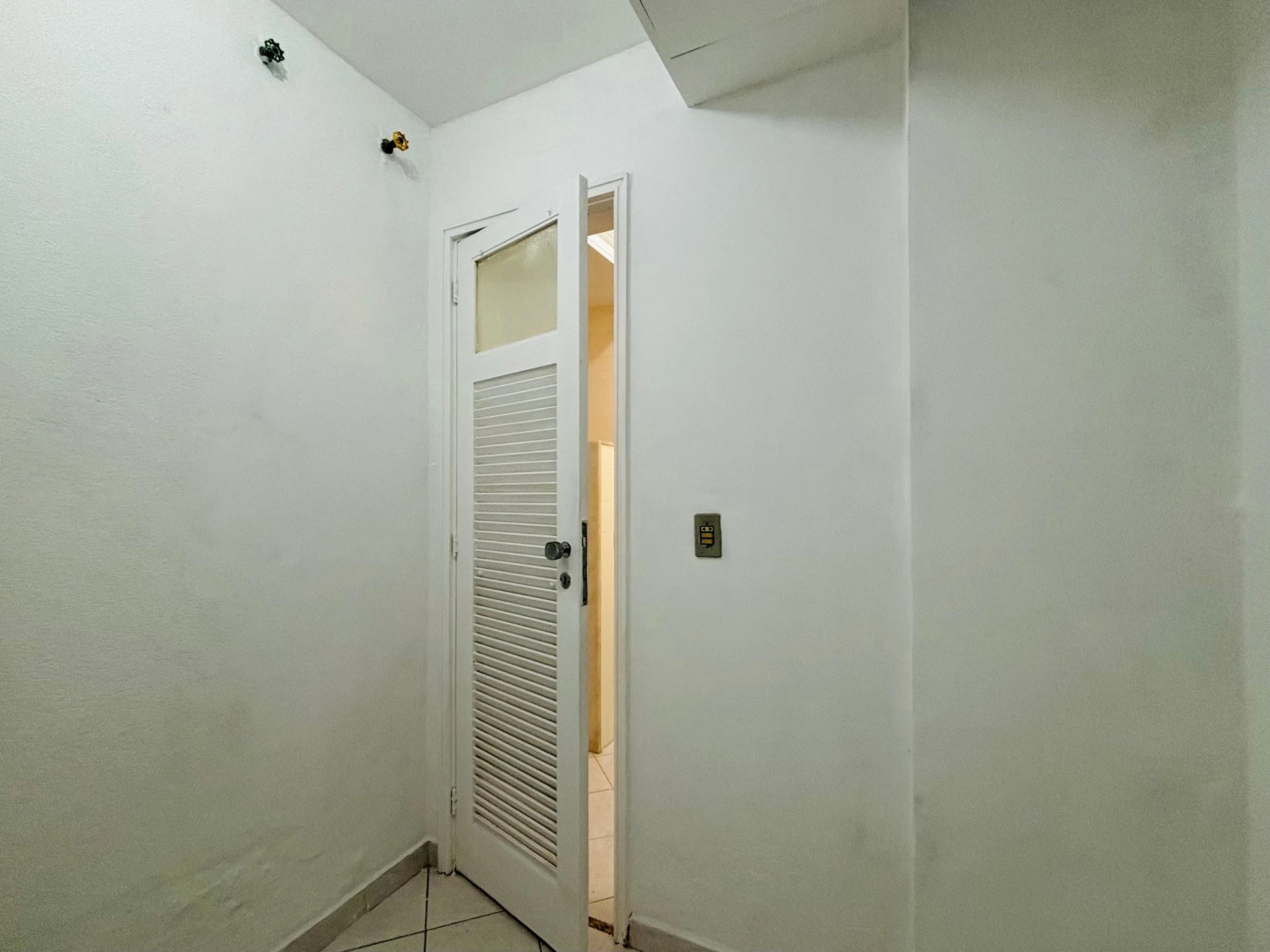 Джакузі та 2 спальні: квартира 72 м² — photo 37