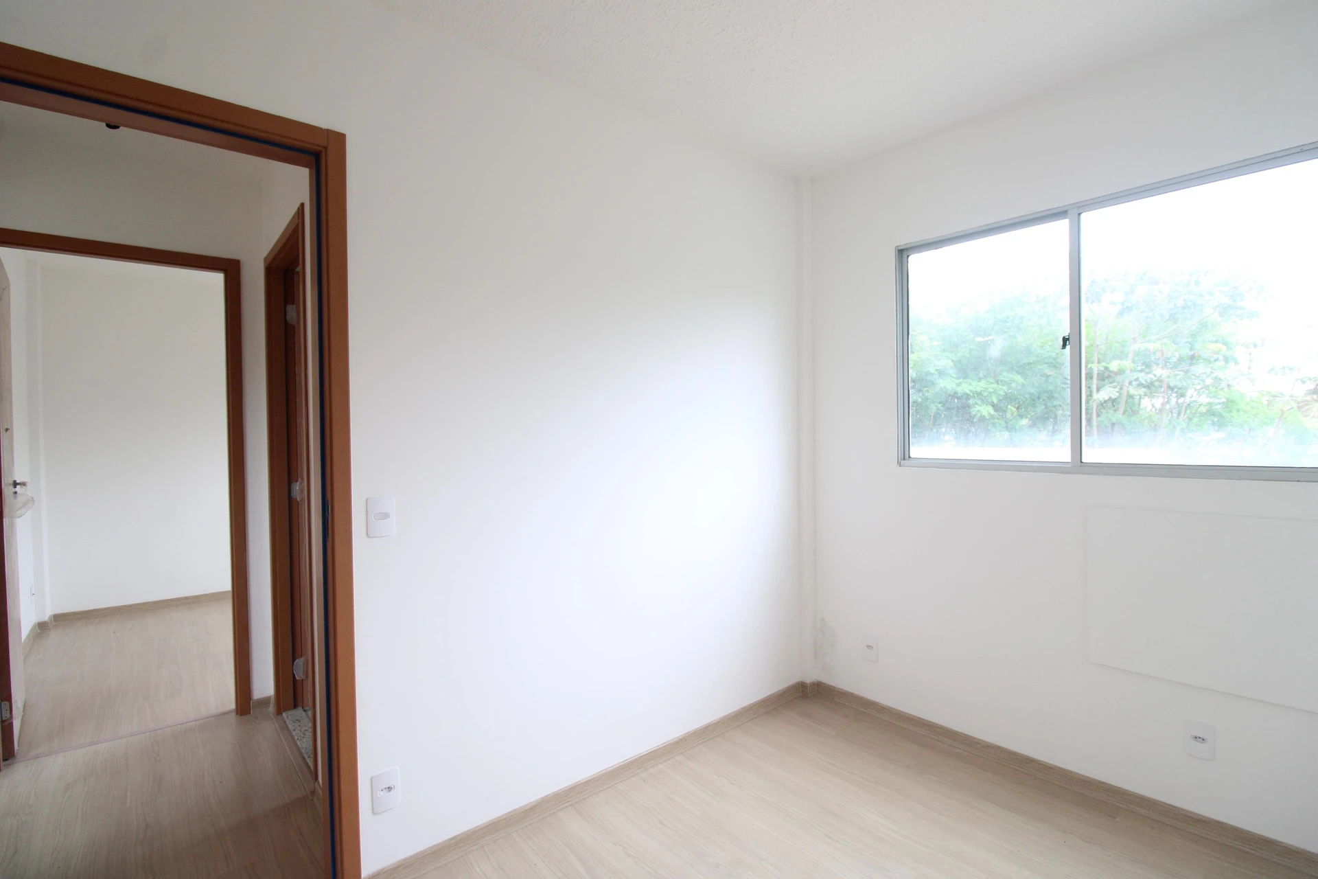Apartamento de 2 quartos em condomínio com piscina — photo 15