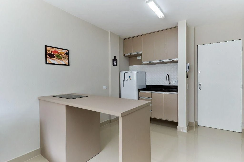 Балкон з грилем та 1 спальня: квартира 30 м² — photo 2
