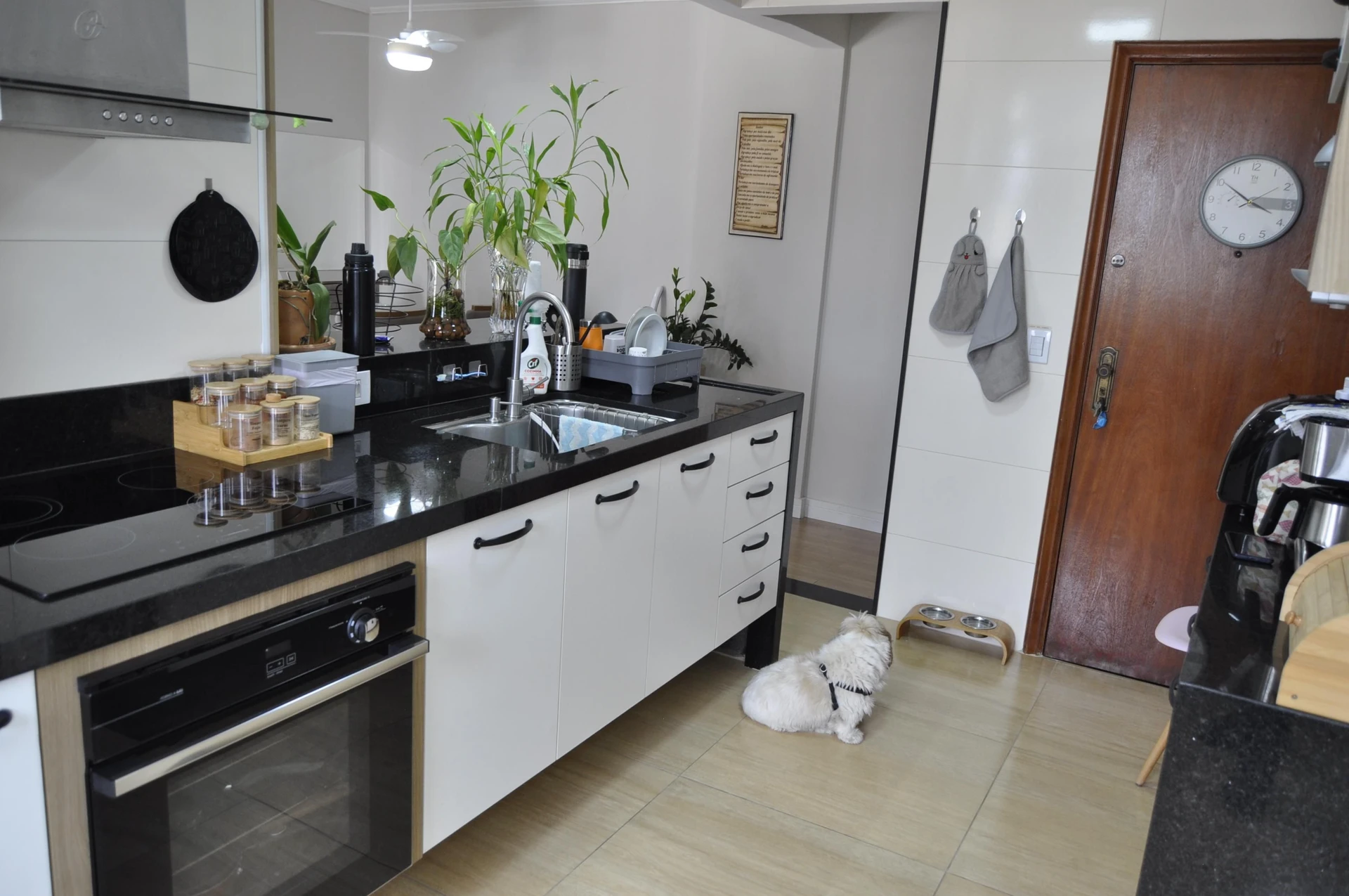 Furnished apartment, 79 m², with a washing machine — photo 34