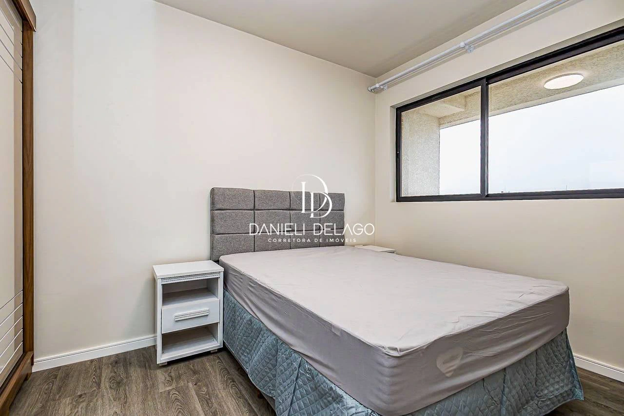 One-bedroom apartment with a park view in Curitiba — photo 10