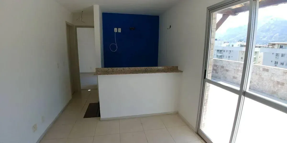 Unfurnished apartment with 3 bedrooms and 2 bathrooms — photo 29