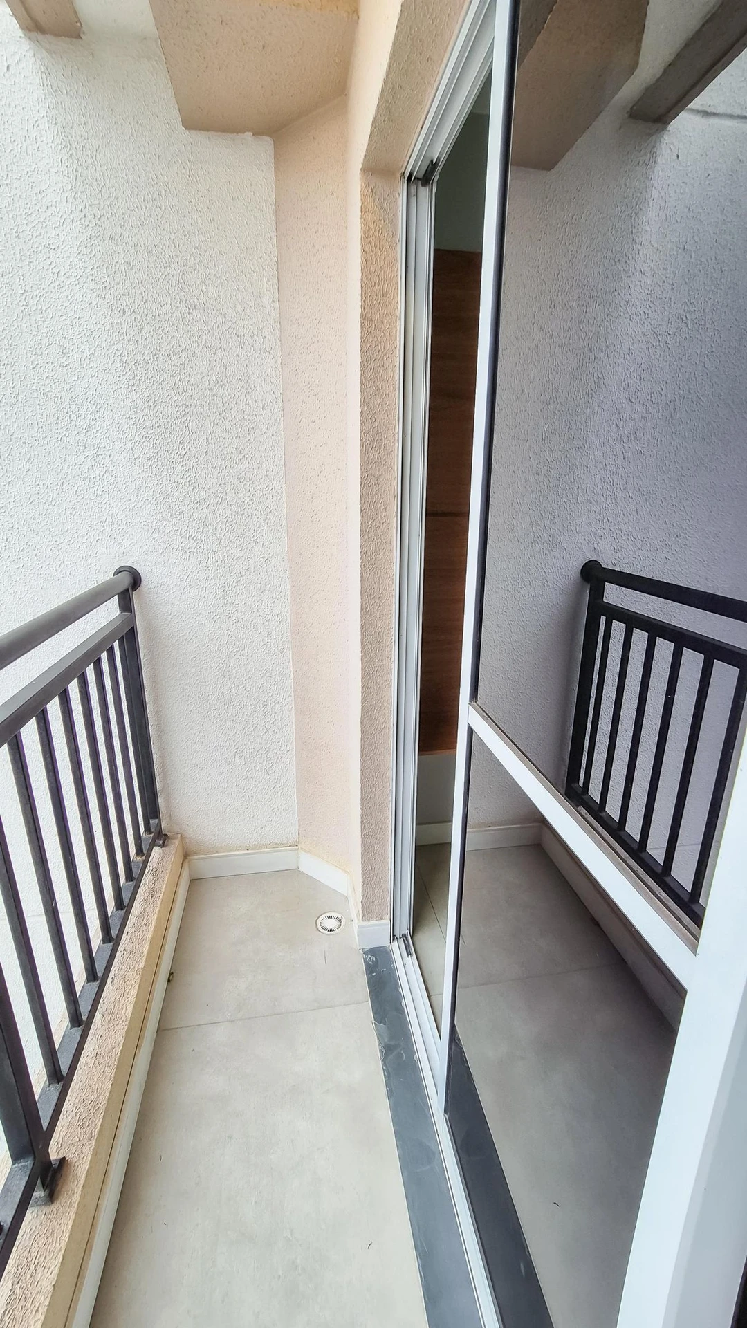 Apartamento com 2 quartos e varanda — photo 46