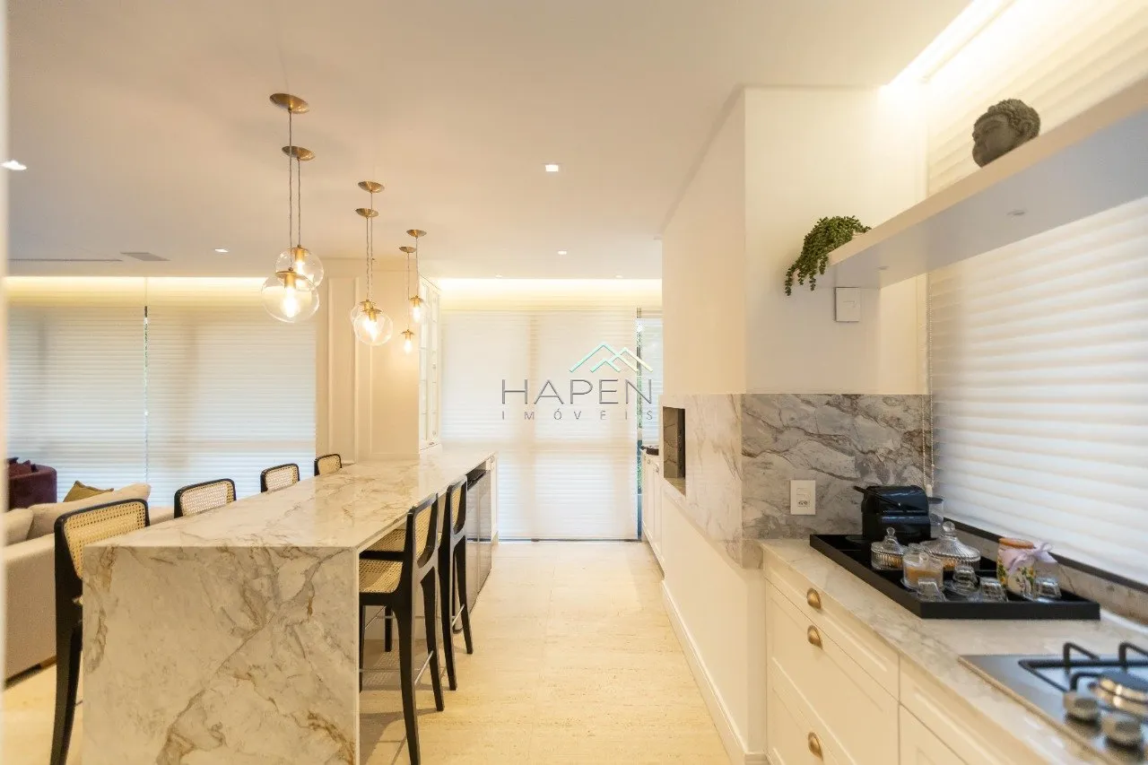 Квартира 215 м² с 3 спальнями-сюитами и 5 ванными — photo 10