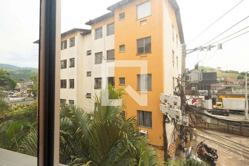 Rental apartment with 2 bedrooms and a closed kitchen — photo 4
