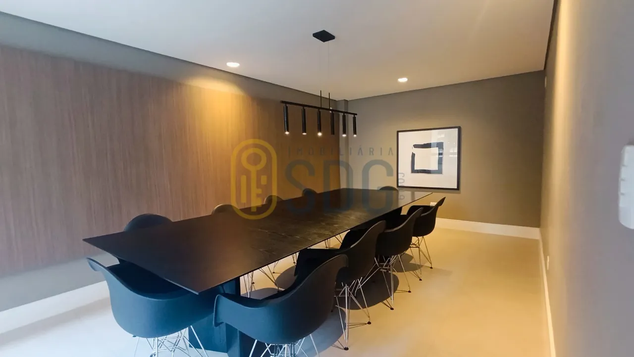 Furnished 1-bedroom apartment with glassed balcony — photo 11