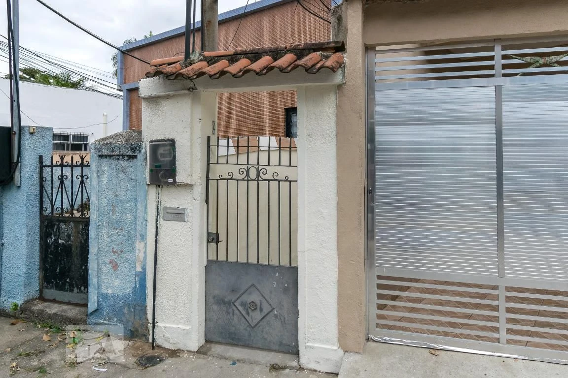 House with 1 bedroom and a balcony, 2 bathrooms — photo 31