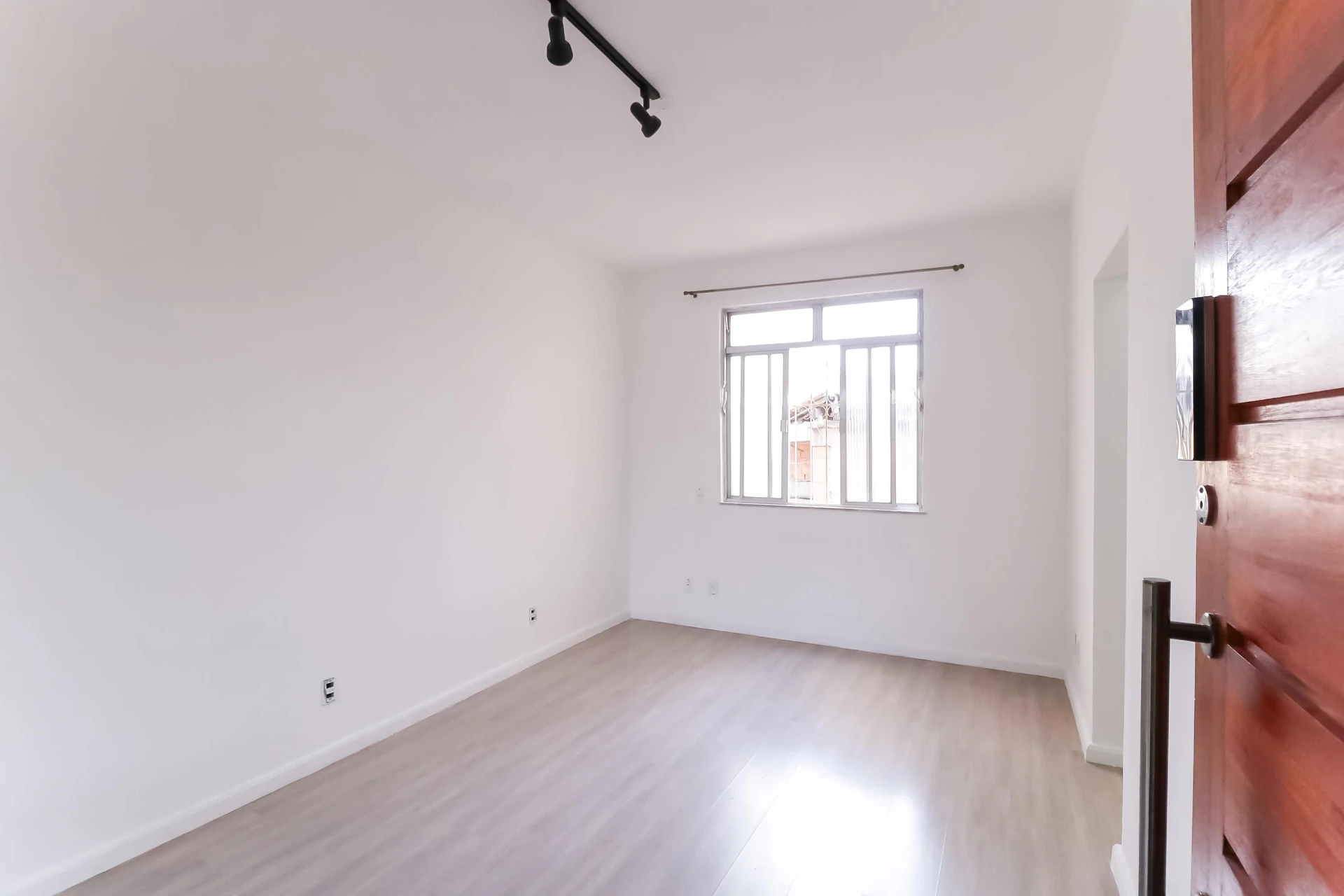 Apartamento sin amueblar de 1 dormitorio y 1 baño — photo 7