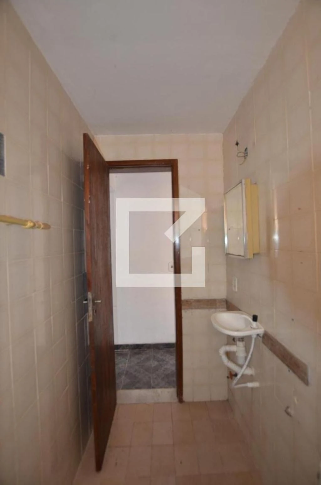 Квартира з 2 спальнями та 1 ванною і 2 місцями — photo 39