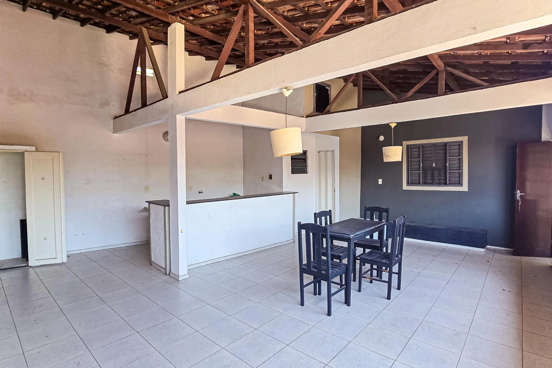 House, 240 m², with a jacuzzi — photo 19