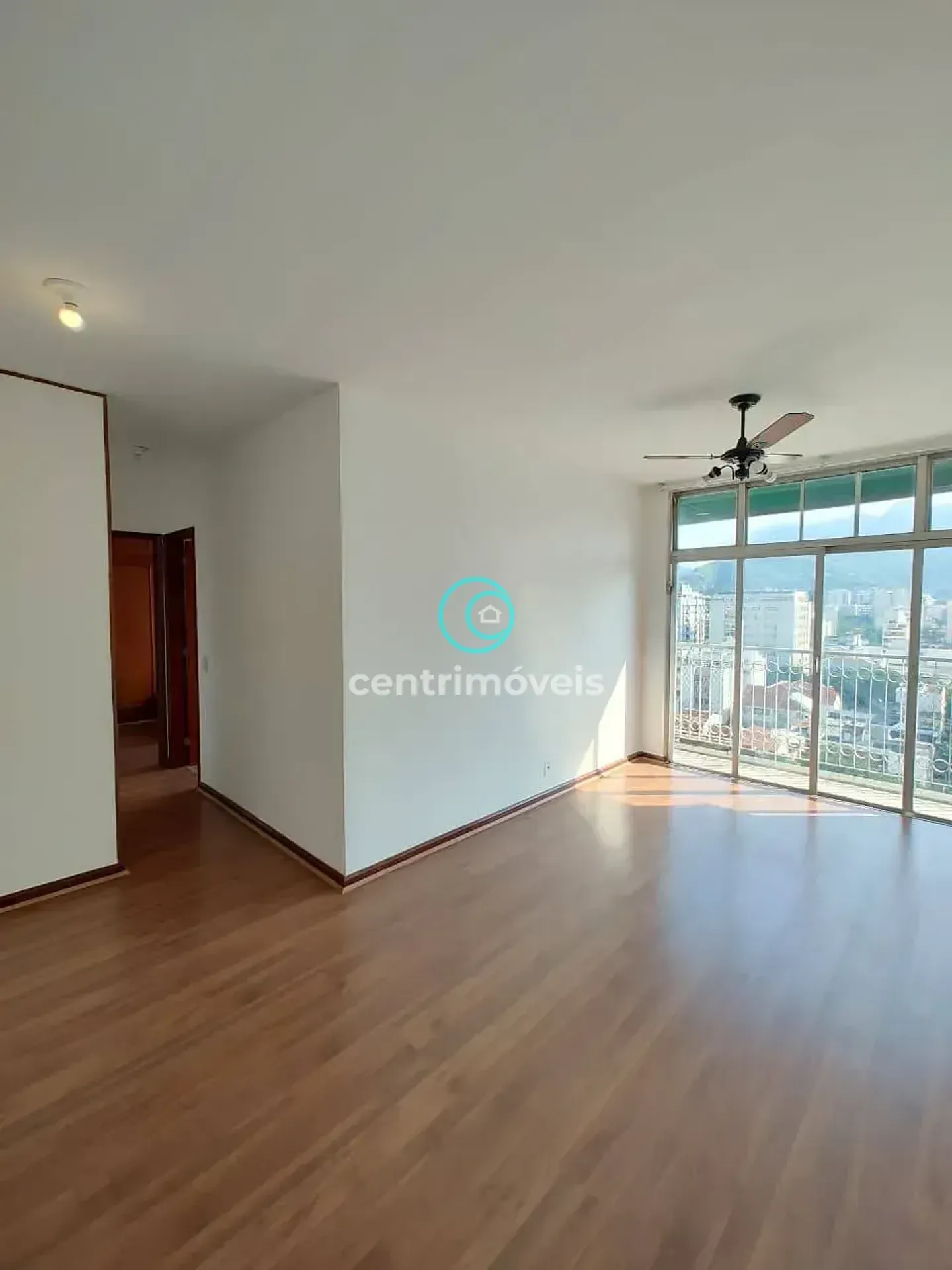 Mountain view in a 2-bedroom apartment, 64 m² — photo 6