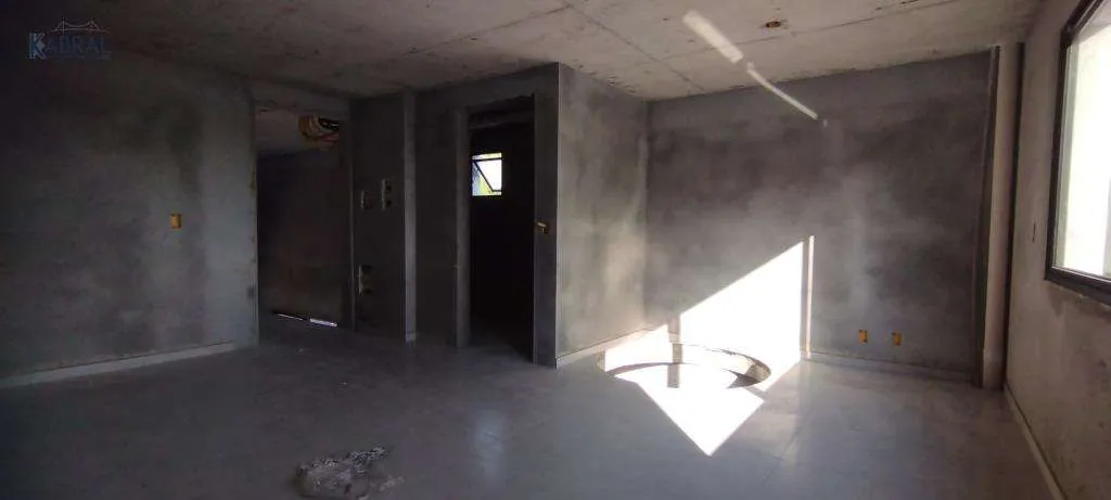 Casa sin amueblar de 635 m² con 3 suites y 10 plazas — photo 4