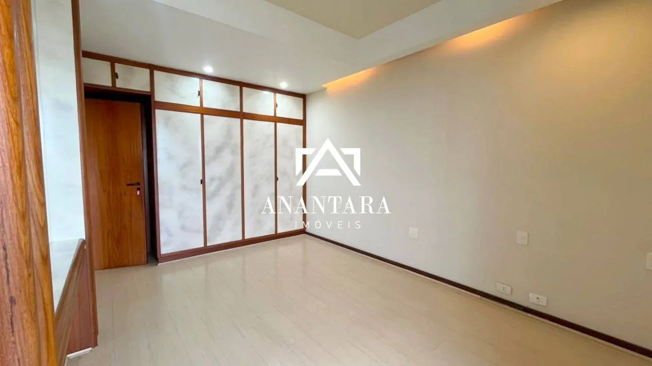 1-bedroom apartment with balcony and private garden — photo 4