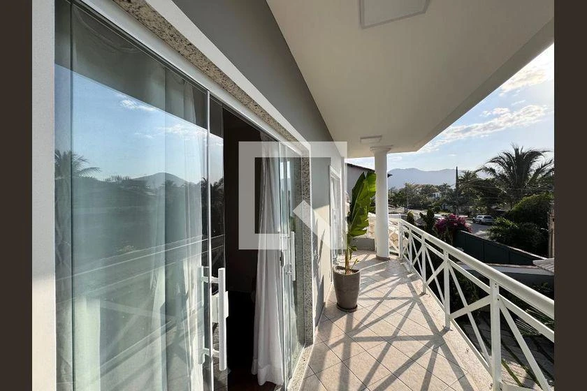 Furnished 6-bedroom house with 387 m² and 4 en-suites — photo 33