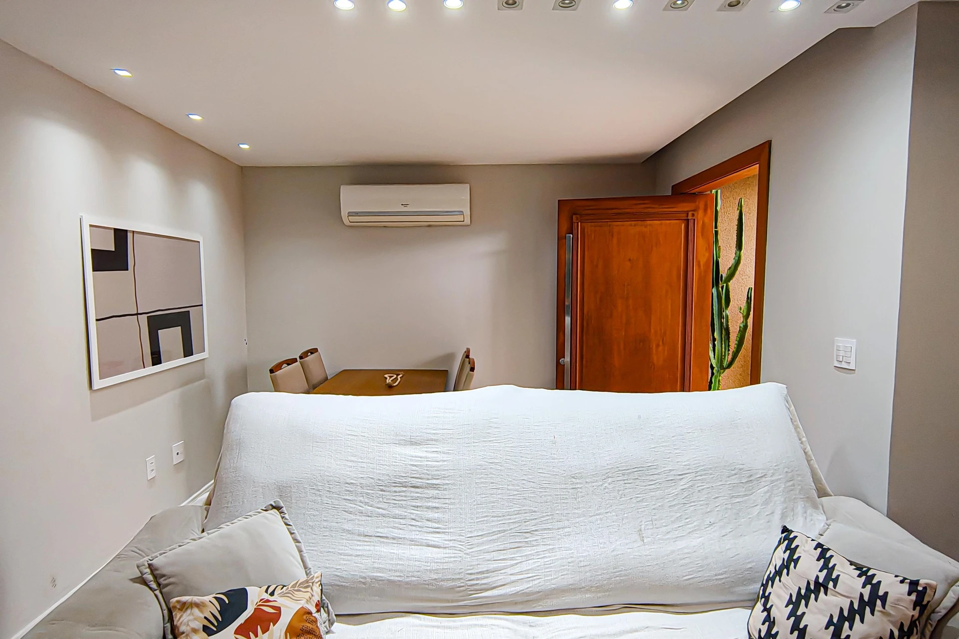 170 m² house with a dishwasher and a bathtub — photo 35