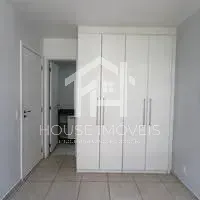 2-bedroom apartment in a building with a tennis court — photo 34