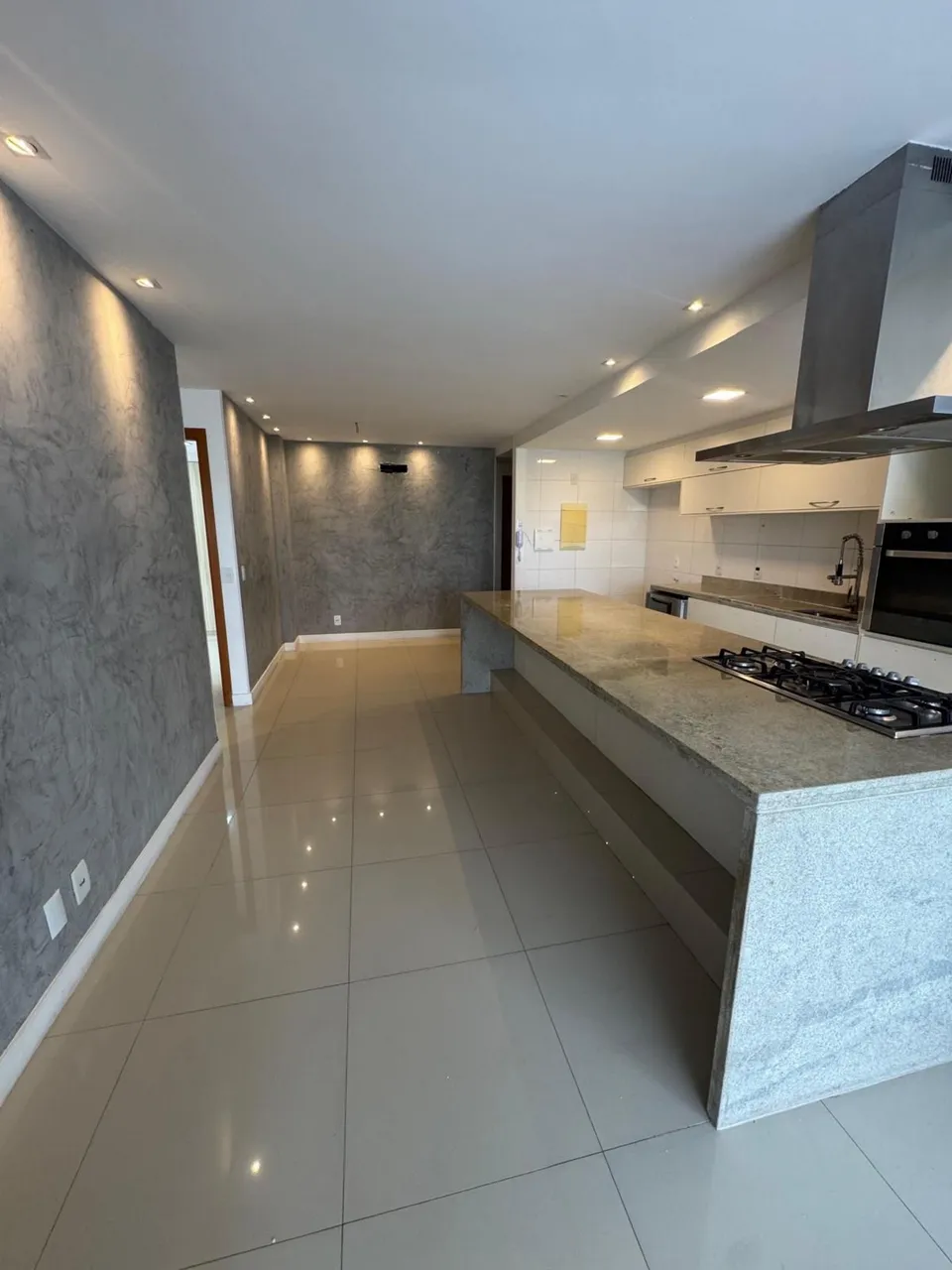 Apartamento duplex mobiliado com 4 quartos e 4 banheiros — photo 8