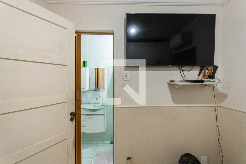 Casa mobiliada com 3 quartos e cozinha a gás — photo 47
