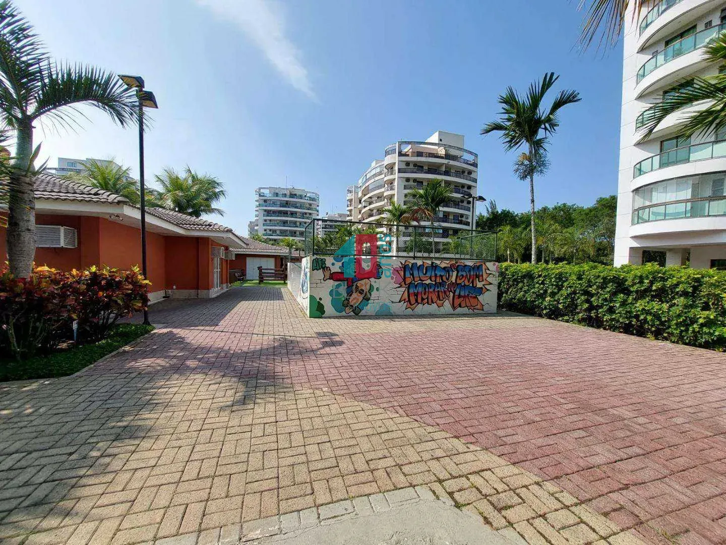 Furnished 72 m² apartment with 2 bedrooms and suite — photo 21